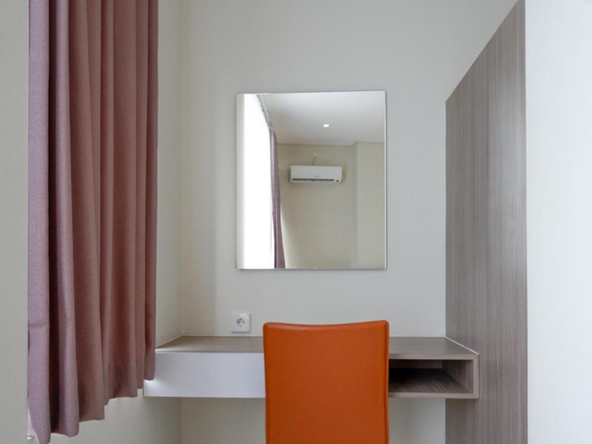 Hotel Reddoorz Near Exit Tol Banyumanik 2 Srondolwetan Exterior foto
